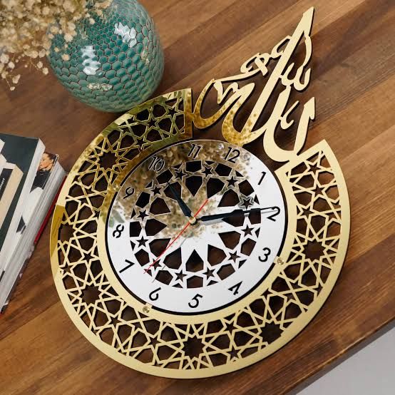 Luxury Islamic Wall Clock – Allah Calligraphy Design (Gold Finish)high-quality mirror acrylic